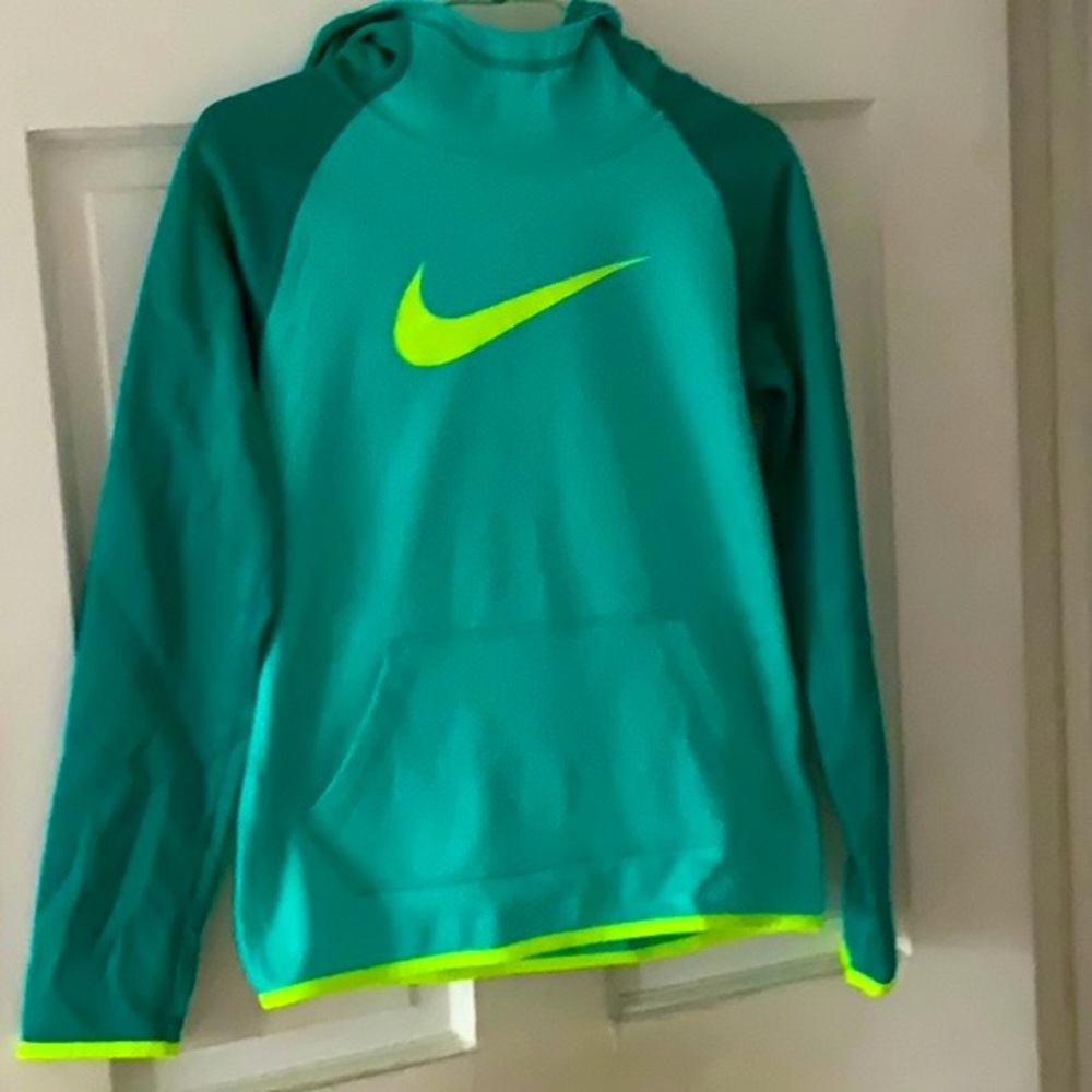 Nike Dri-Fit girls green fleece hoodie sweatshirt in size medium